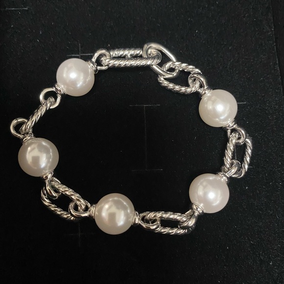 David Yurman Silver and White Bracelet - Picture 1 of 3